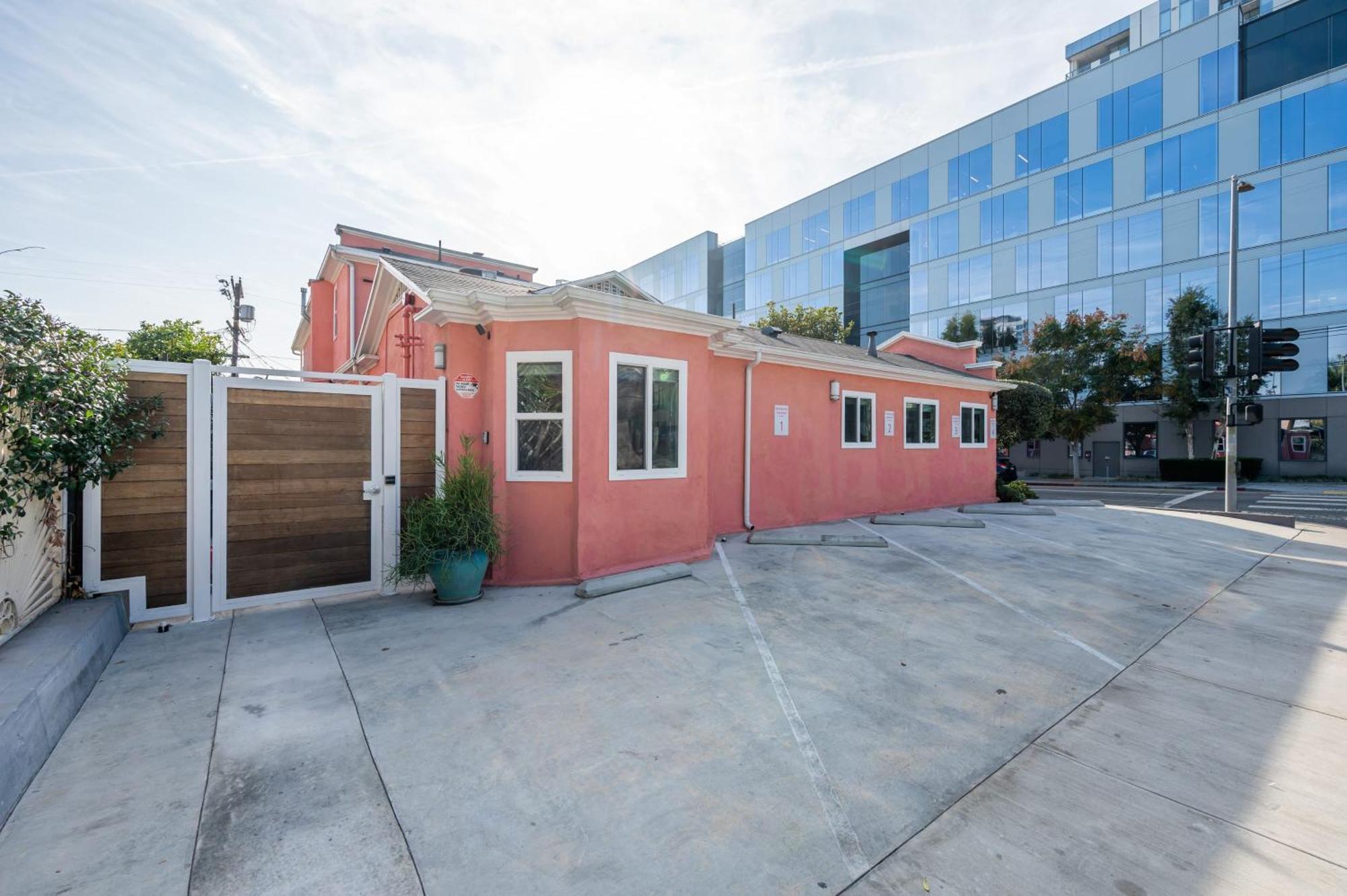 Art Deco By Avantstay 1920S Remodeled Bungalow Open Layout Courtyard Лос-Анджелес Экстерьер фото